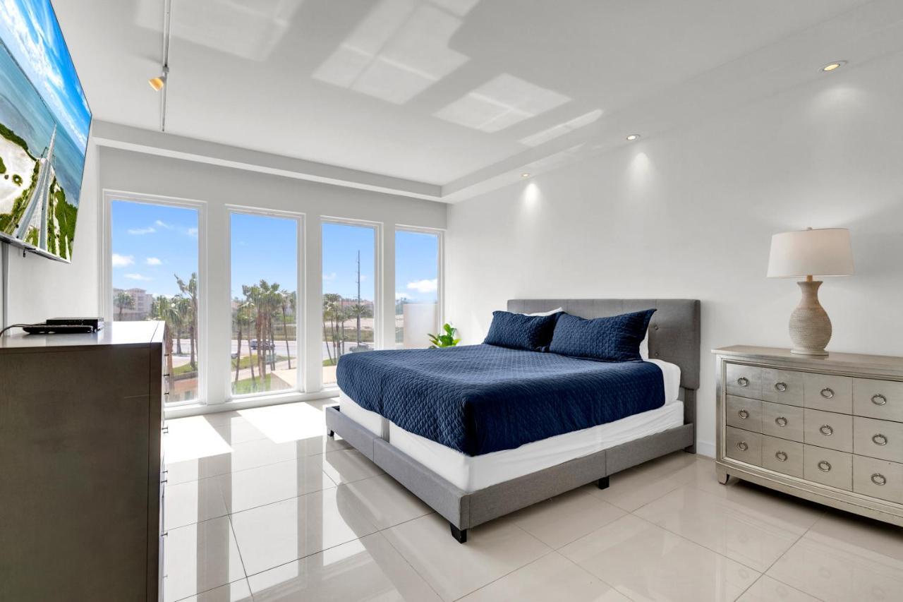 Perfect Condo, Room For Everyone! Beachfront Resort Pulau Padre Selatan Bagian luar foto
